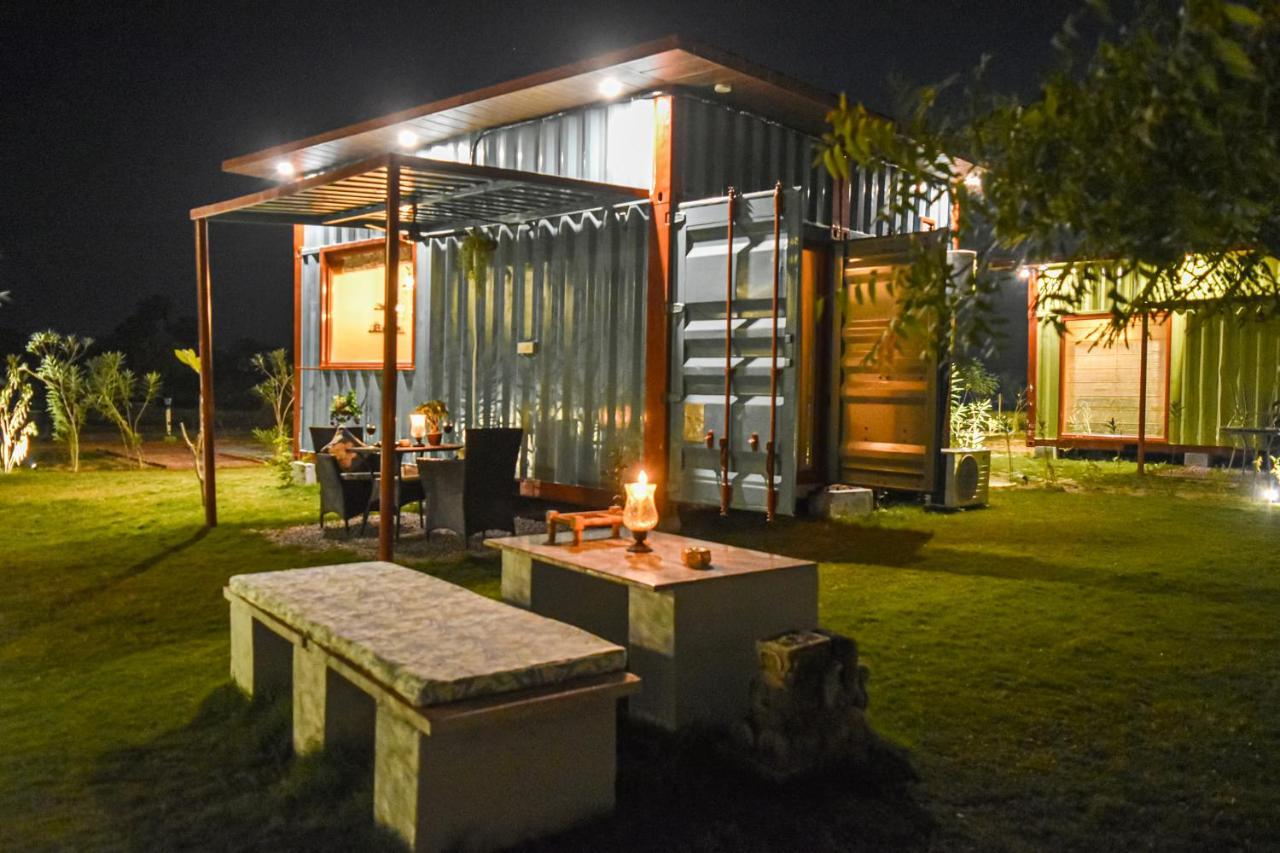 Tree Of Life Ecotainers Agra Otel Agra  Dış mekan fotoğraf