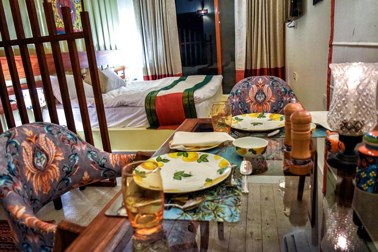 Tree Of Life Ecotainers Agra Otel Agra  Dış mekan fotoğraf