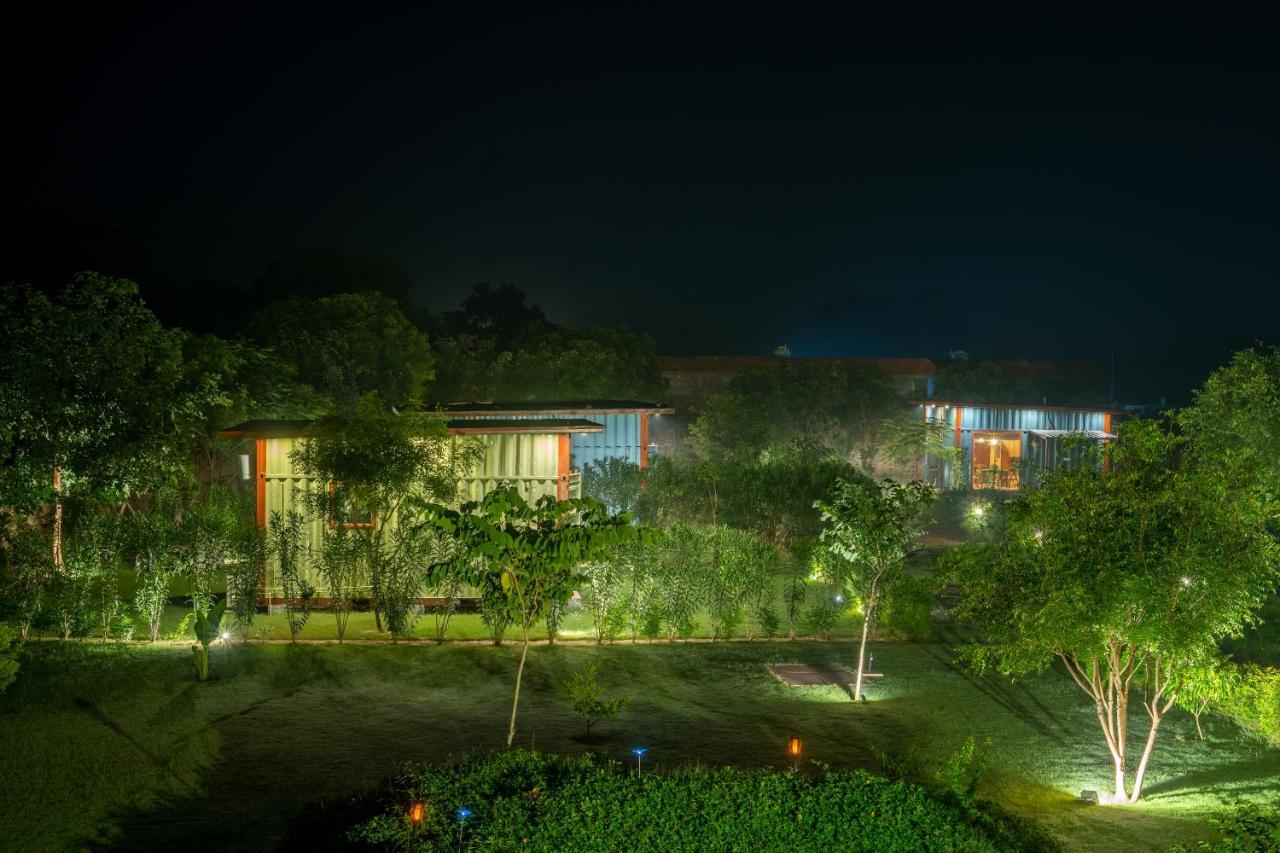 Tree Of Life Ecotainers Agra Otel Agra  Dış mekan fotoğraf